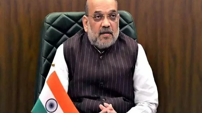 Shah urges sugar mills to diversify ethanol production, eyes 2025 blending target